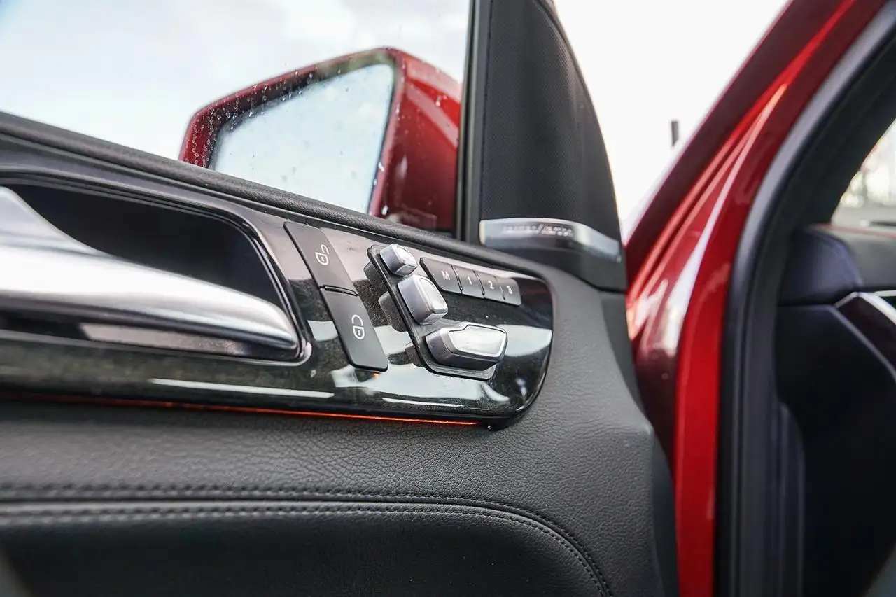 Mercedes-Benz GLE снимка Mercedes-Benz GLE
