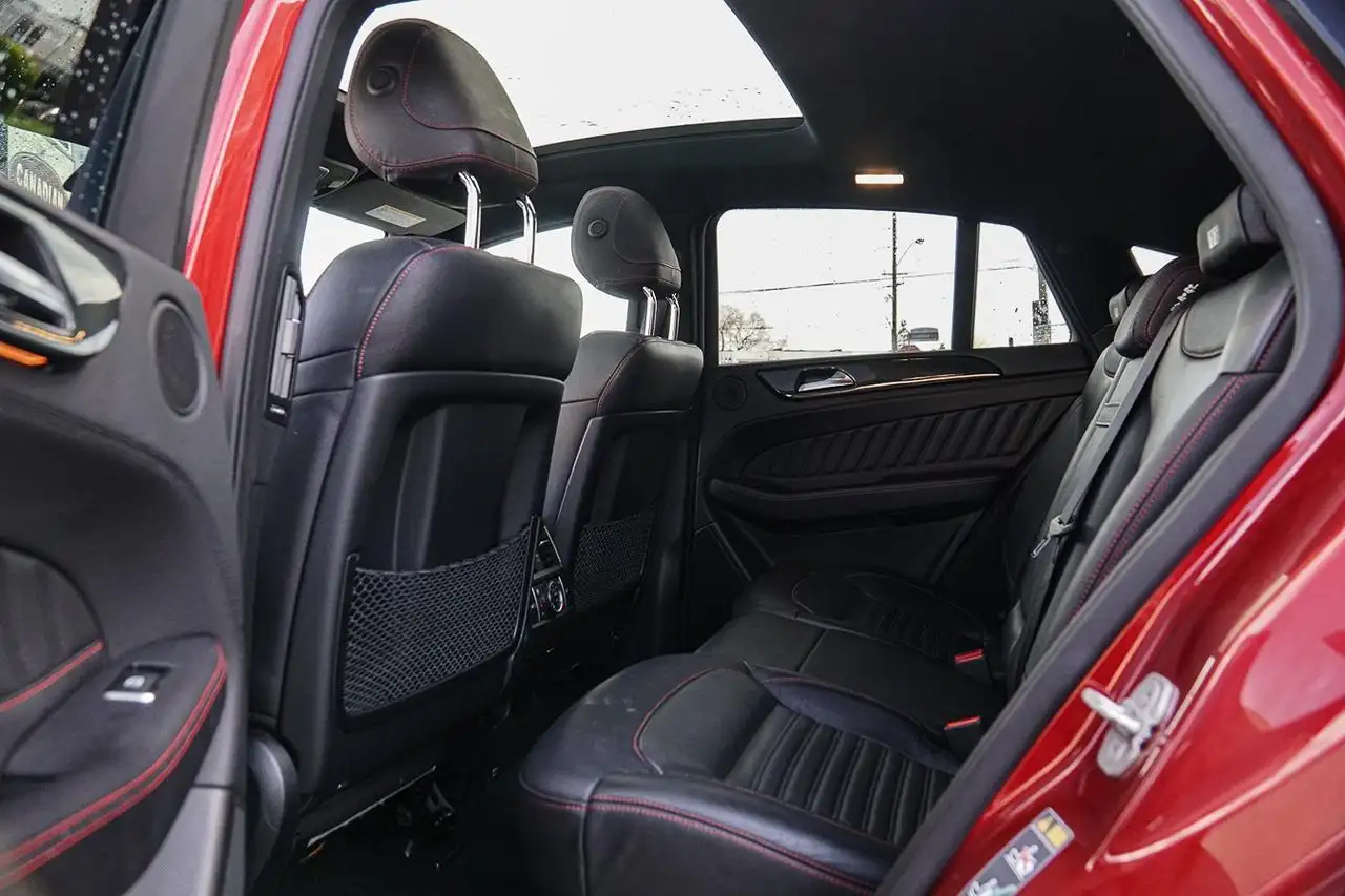 Mercedes-Benz GLE снимка Mercedes-Benz GLE