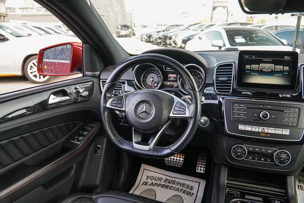 Mercedes-Benz GLE снимка Mercedes-Benz GLE