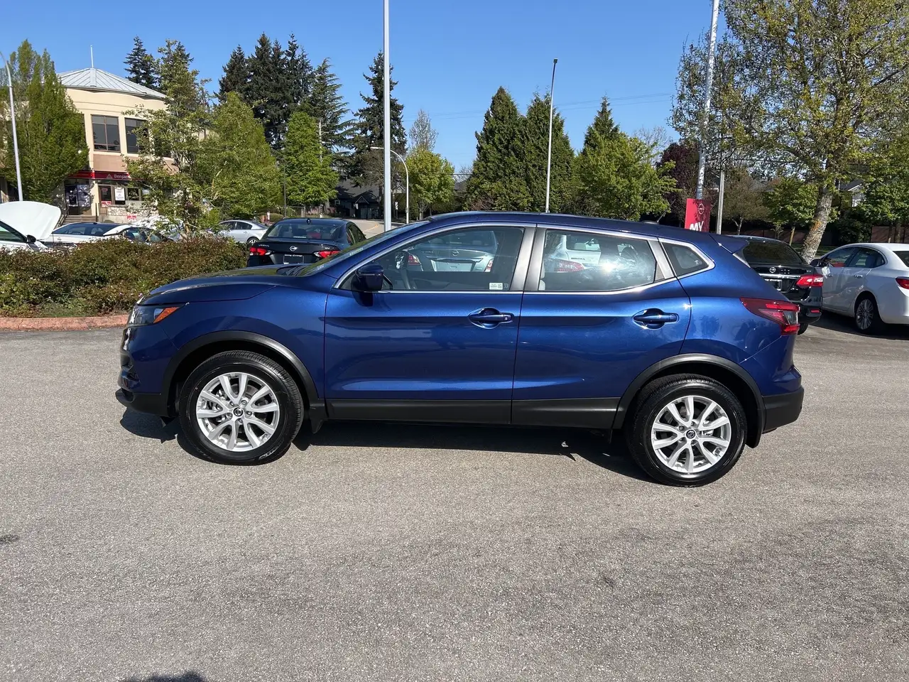 Nissan Qashqai снимка Nissan Qashqai