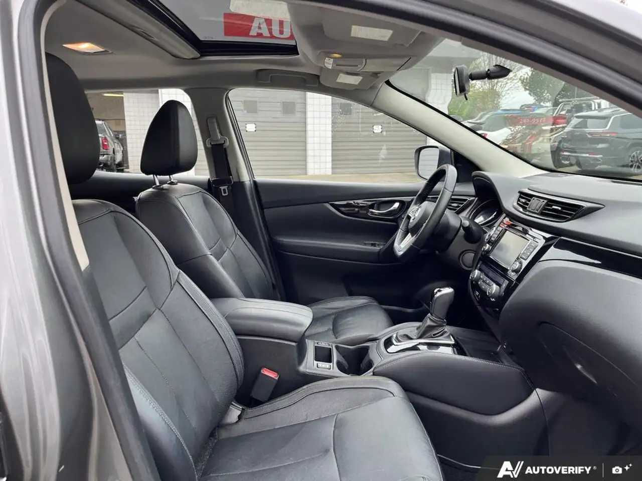 Nissan Qashqai снимка Nissan Qashqai