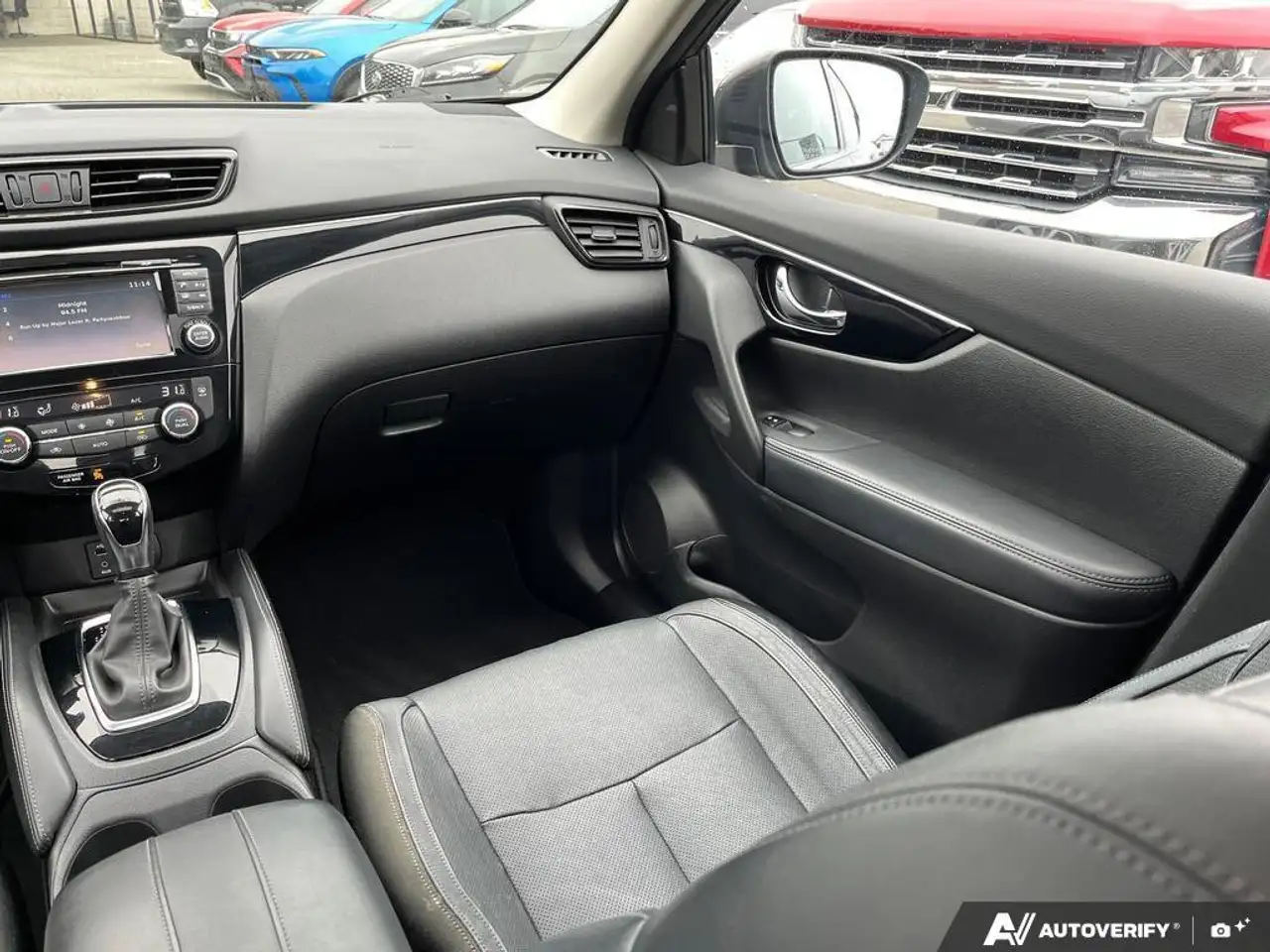 Nissan Qashqai снимка Nissan Qashqai