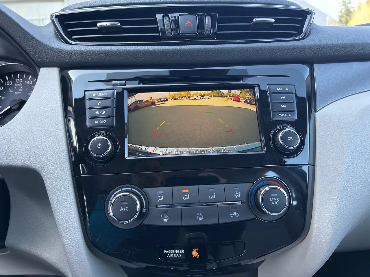 Nissan Qashqai снимка Nissan Qashqai