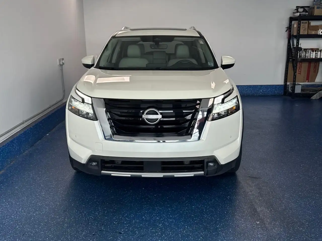 Nissan Pathfinder photo Nissan Pathfinder