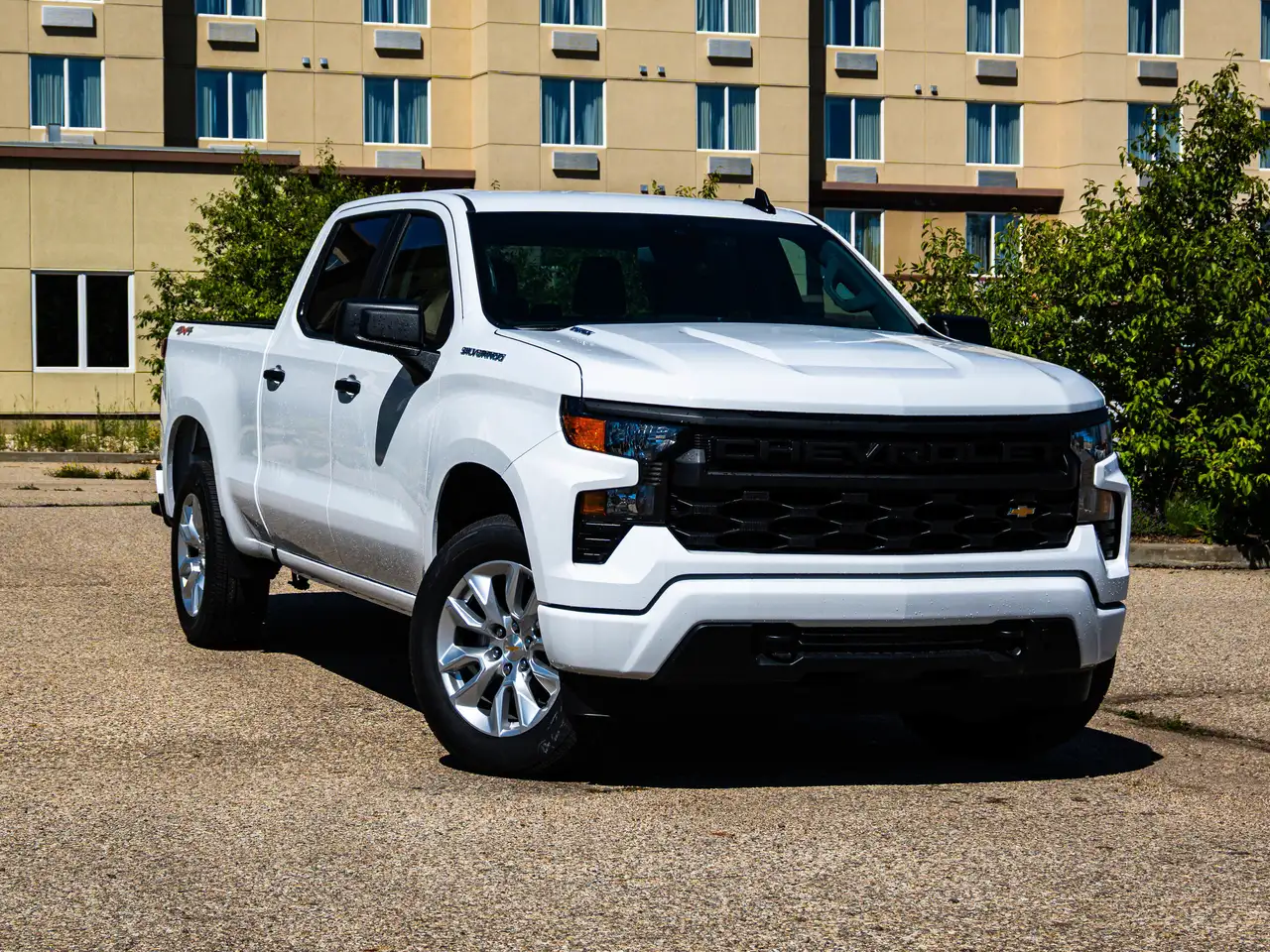 Chevrolet Silverado 1500 photo Chevrolet Silverado 1500