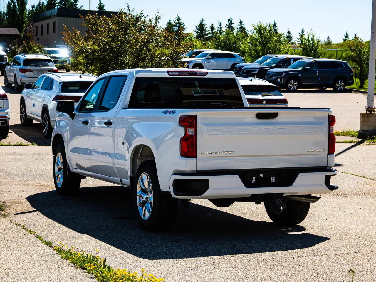 Chevrolet Silverado 1500 photo Chevrolet Silverado 1500
