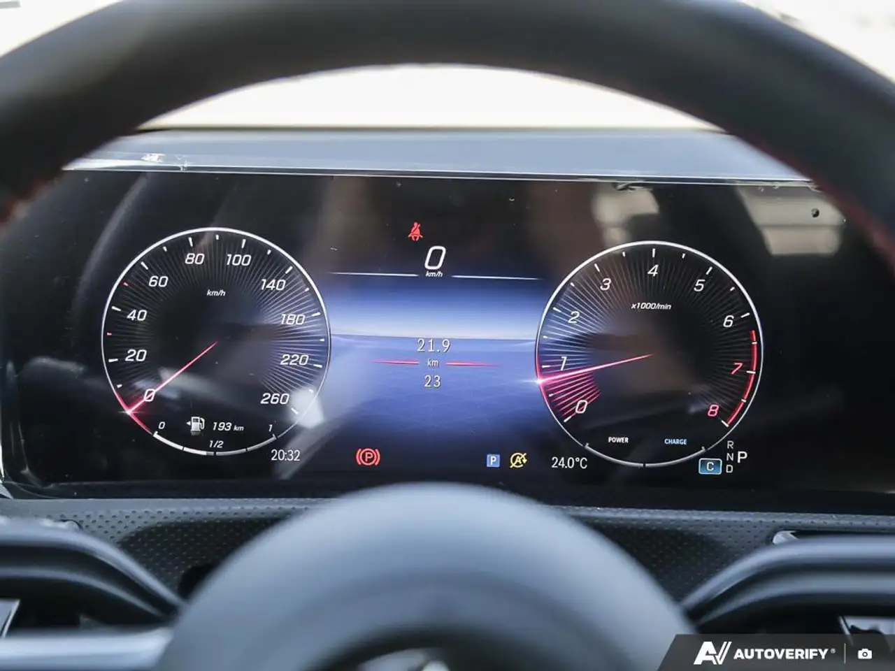 Mercedes-Benz CLA снимка Mercedes-Benz CLA
