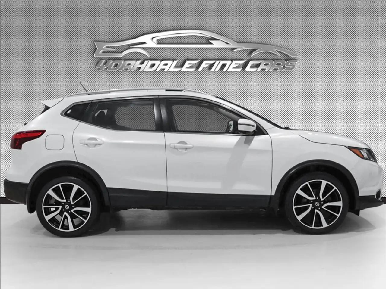 Nissan Qashqai снимка Nissan Qashqai