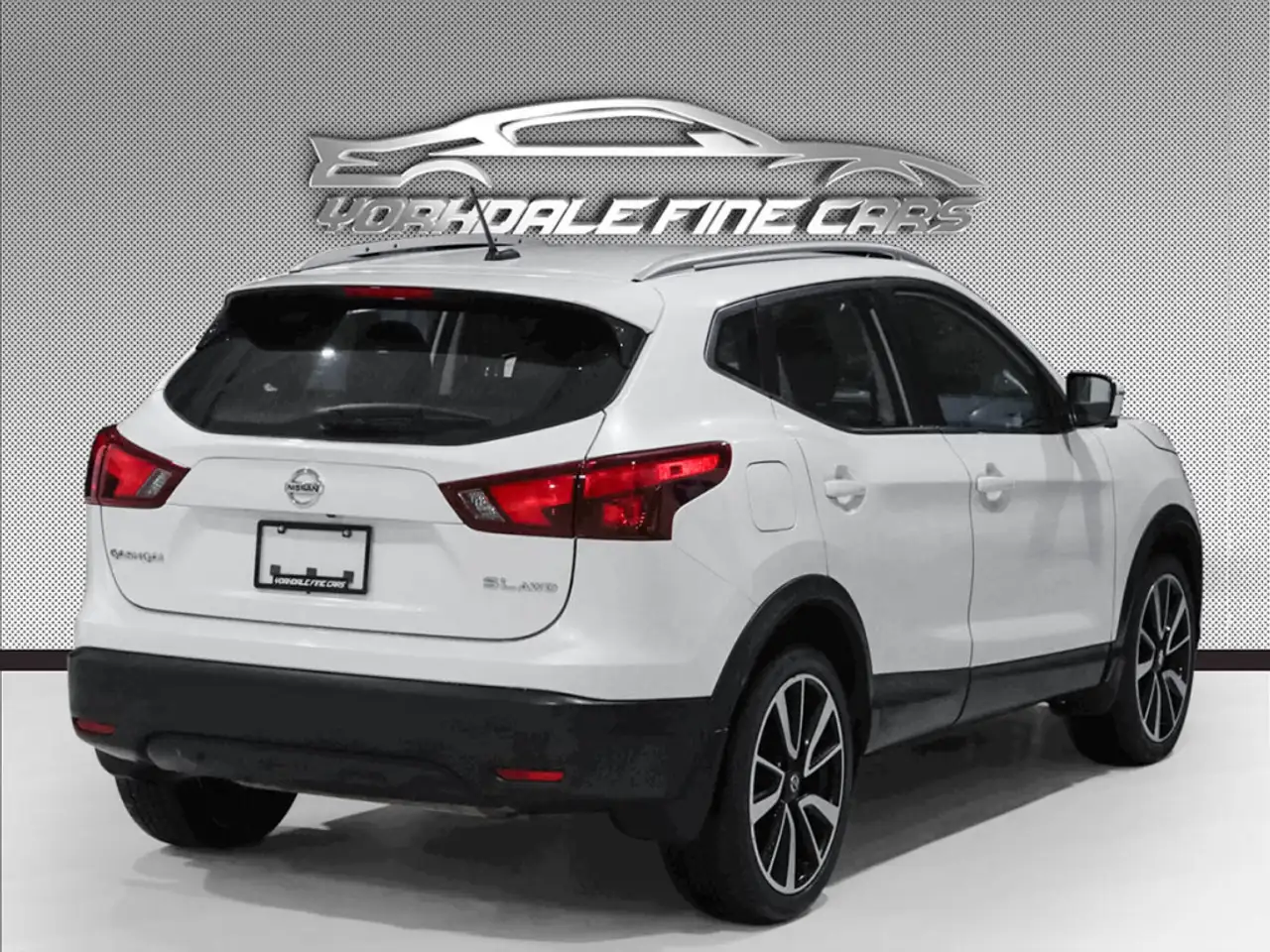 Nissan Qashqai снимка Nissan Qashqai
