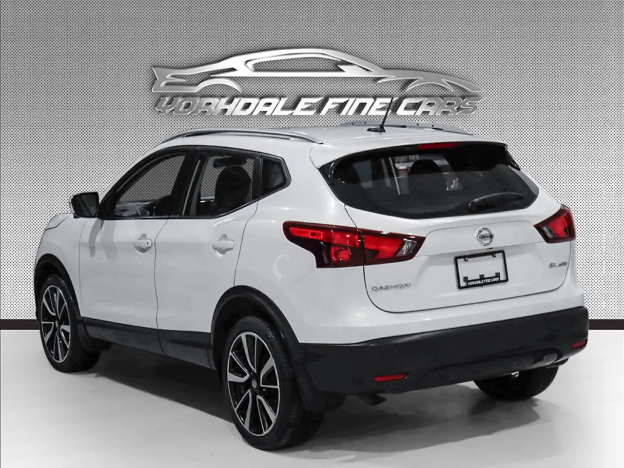Nissan Qashqai снимка Nissan Qashqai