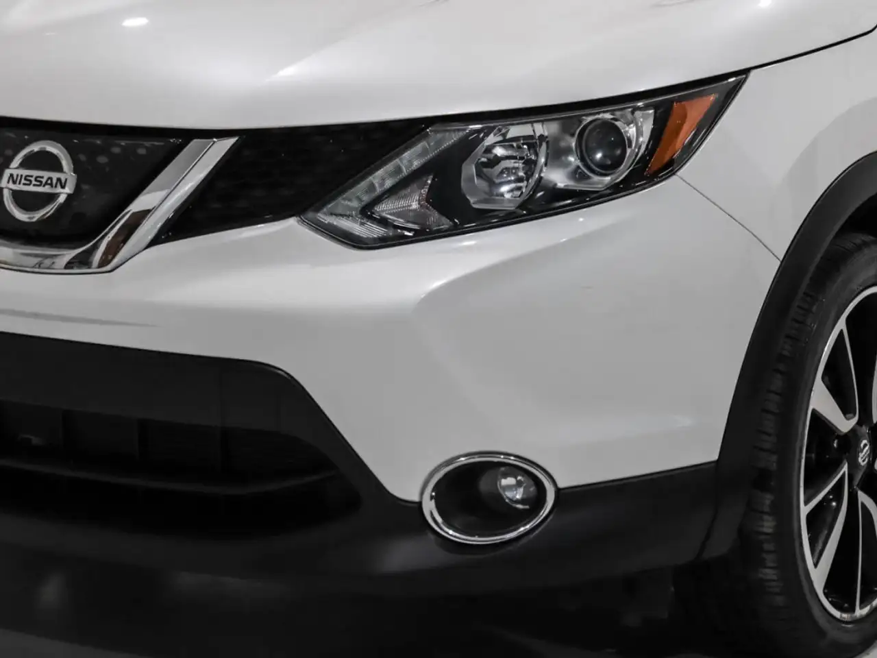 Nissan Qashqai снимка Nissan Qashqai