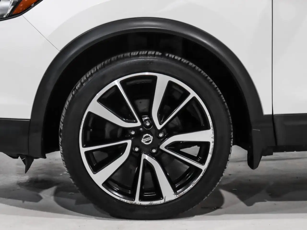 Nissan Qashqai снимка Nissan Qashqai