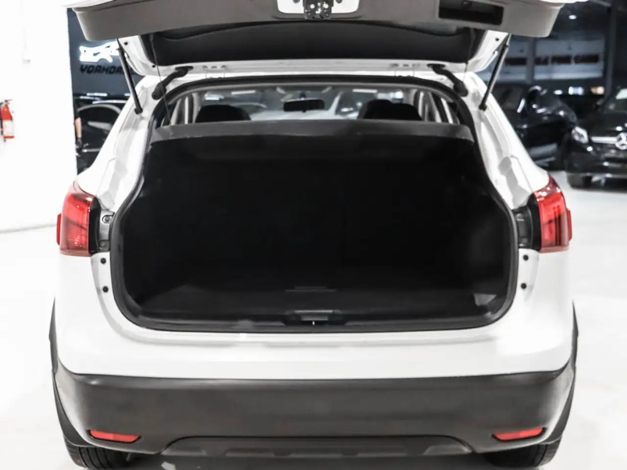 Nissan Qashqai снимка Nissan Qashqai