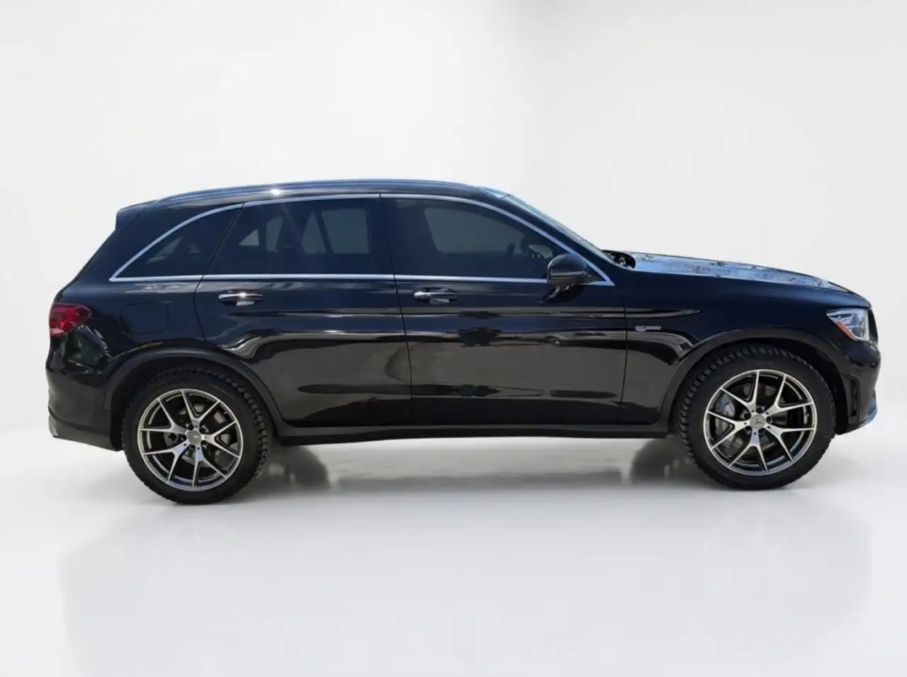 Mercedes-Benz GLC снимка Mercedes-Benz GLC
