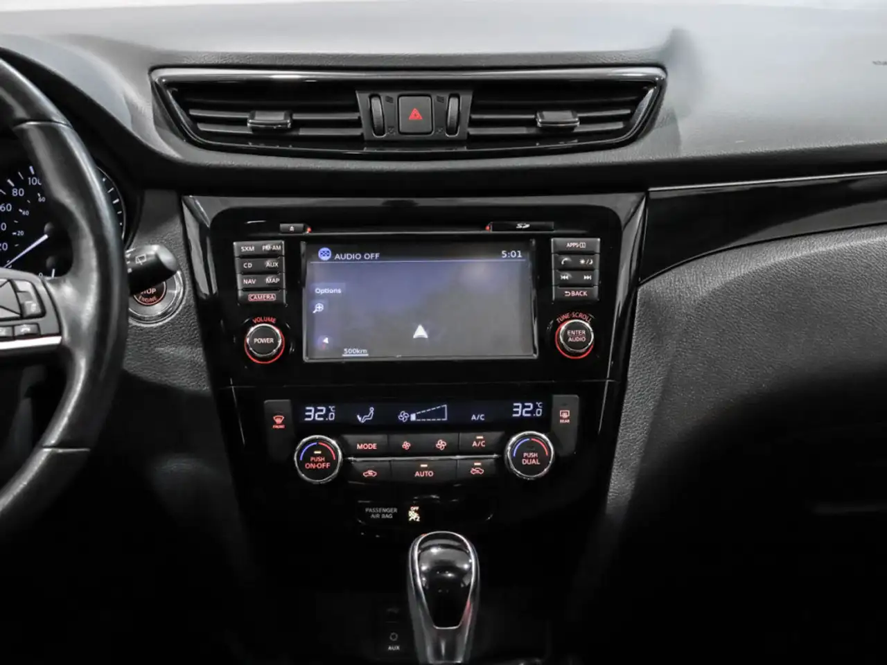 Nissan Qashqai снимка Nissan Qashqai