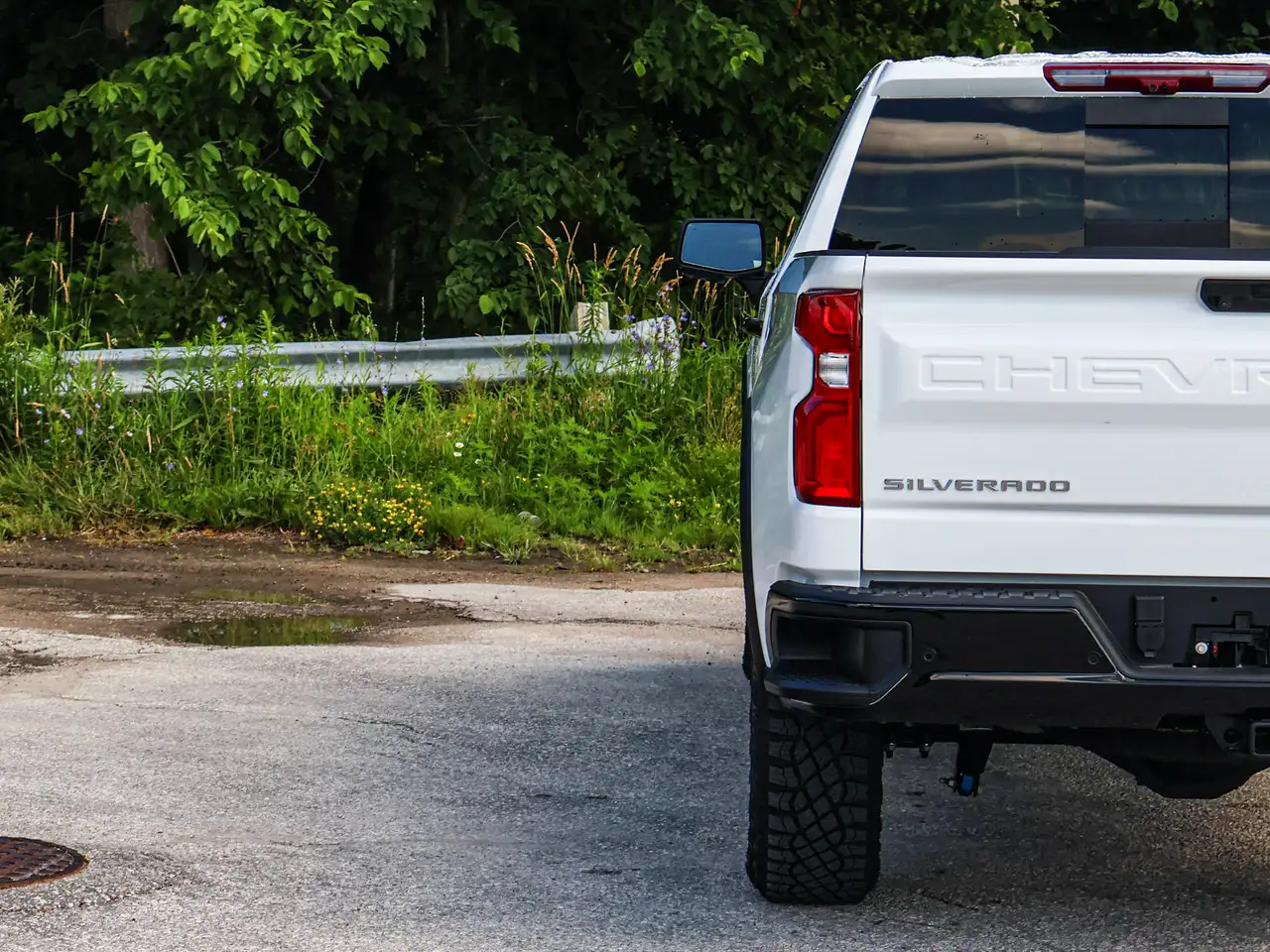 Chevrolet Silverado 1500 photo Chevrolet Silverado 1500