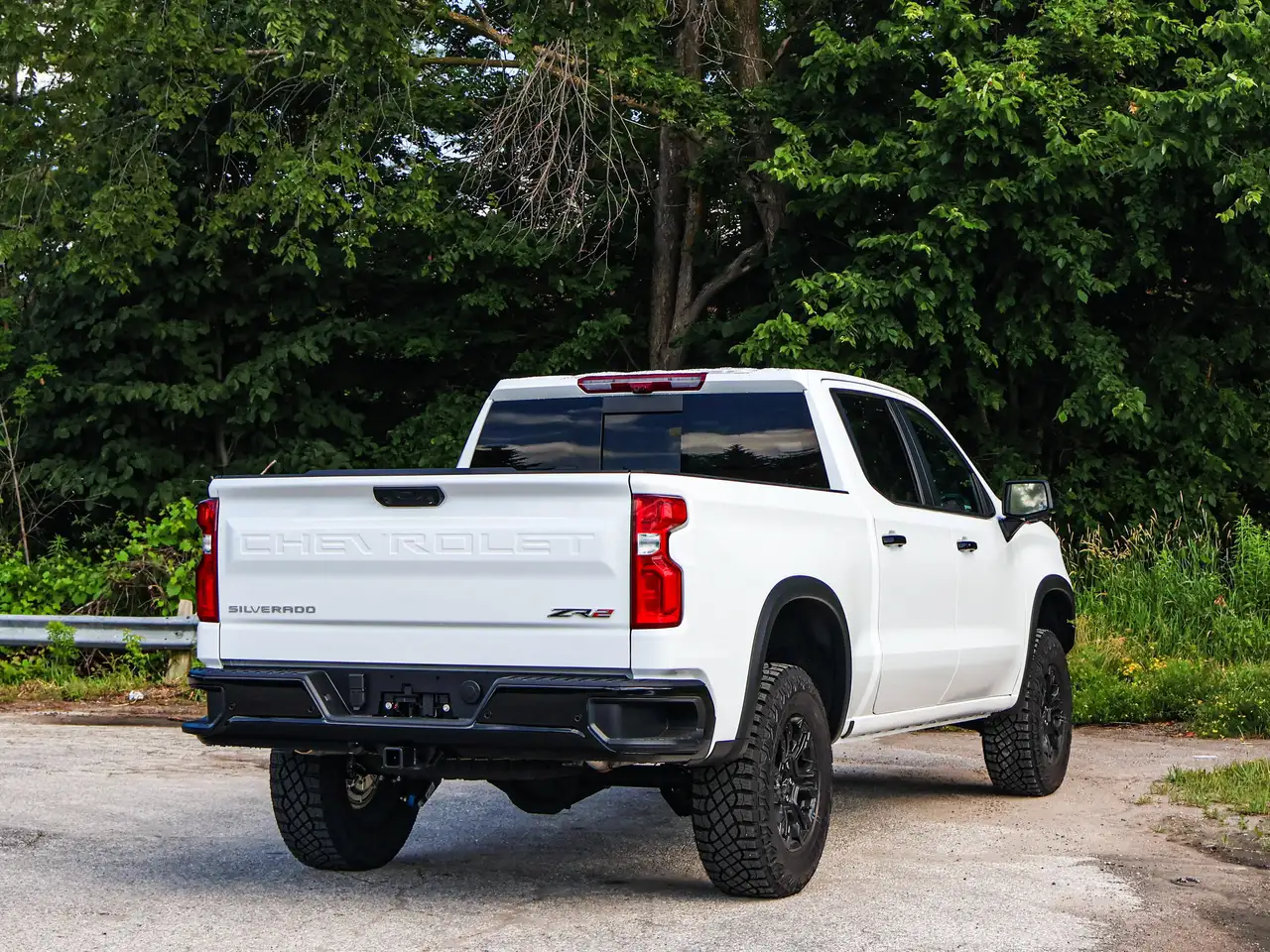 Chevrolet Silverado 1500 photo Chevrolet Silverado 1500
