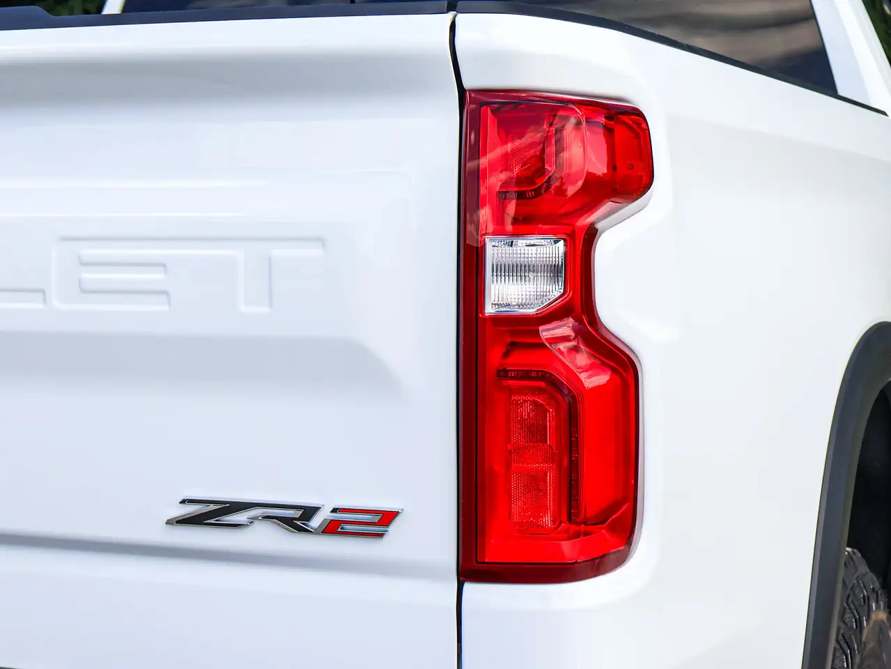 Chevrolet Silverado 1500 photo Chevrolet Silverado 1500