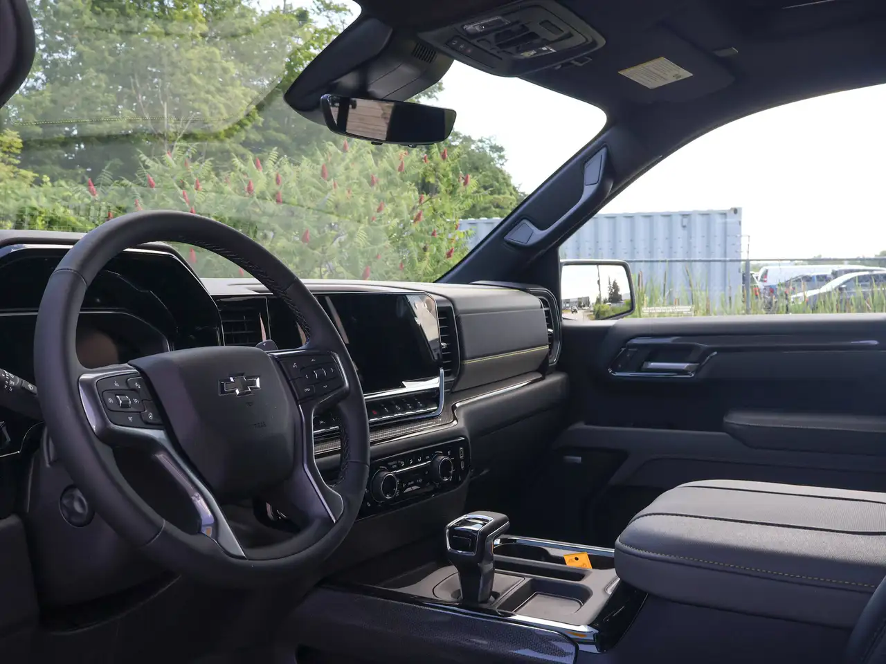 Chevrolet Silverado 1500 photo Chevrolet Silverado 1500