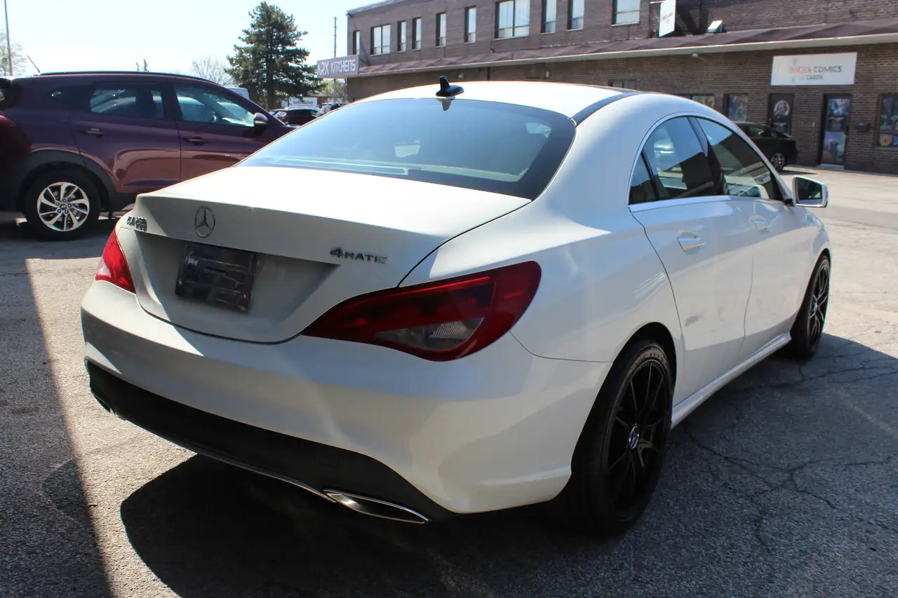 Mercedes-Benz CLA снимка Mercedes-Benz CLA