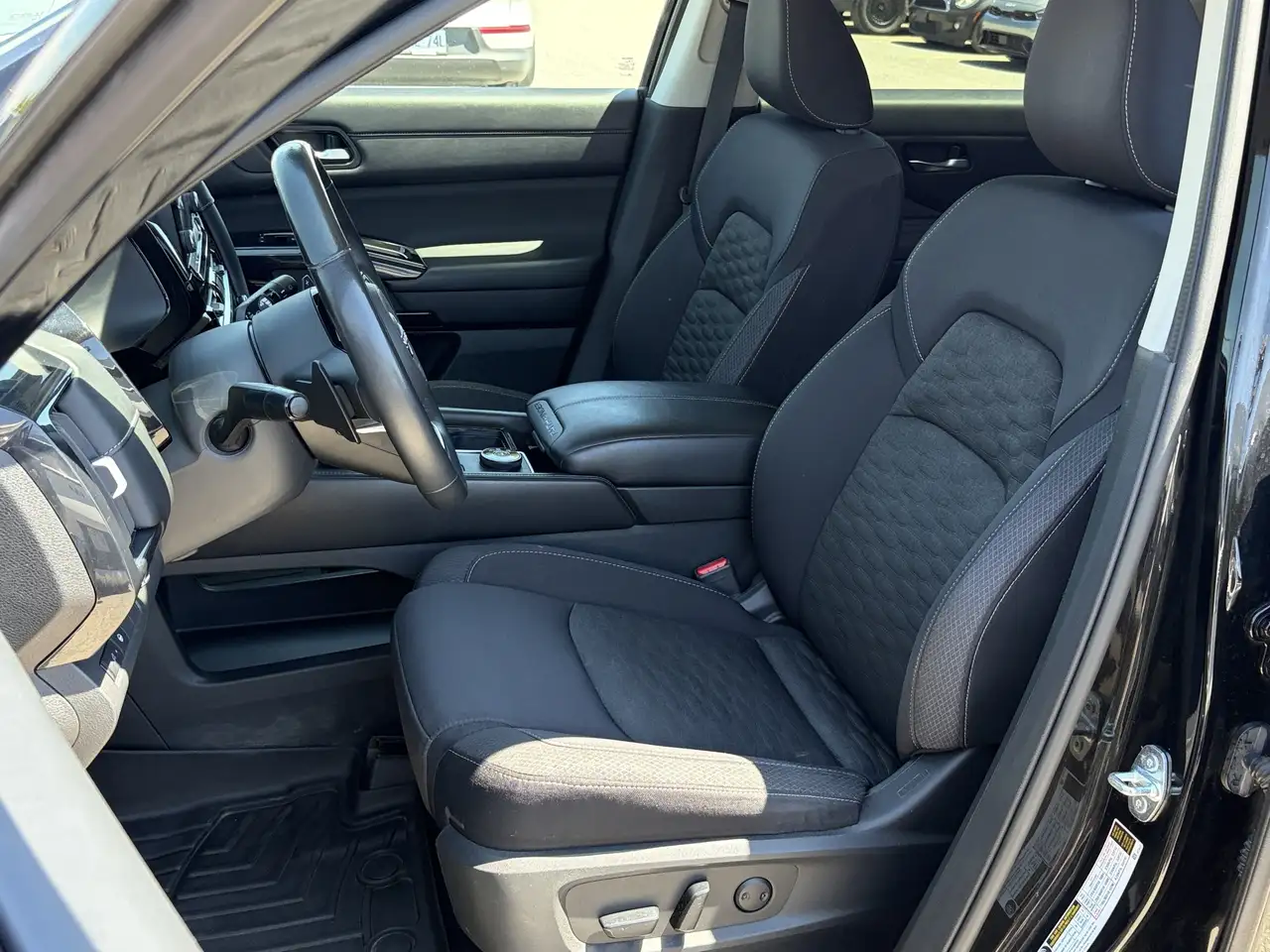 Nissan Pathfinder photo Nissan Pathfinder