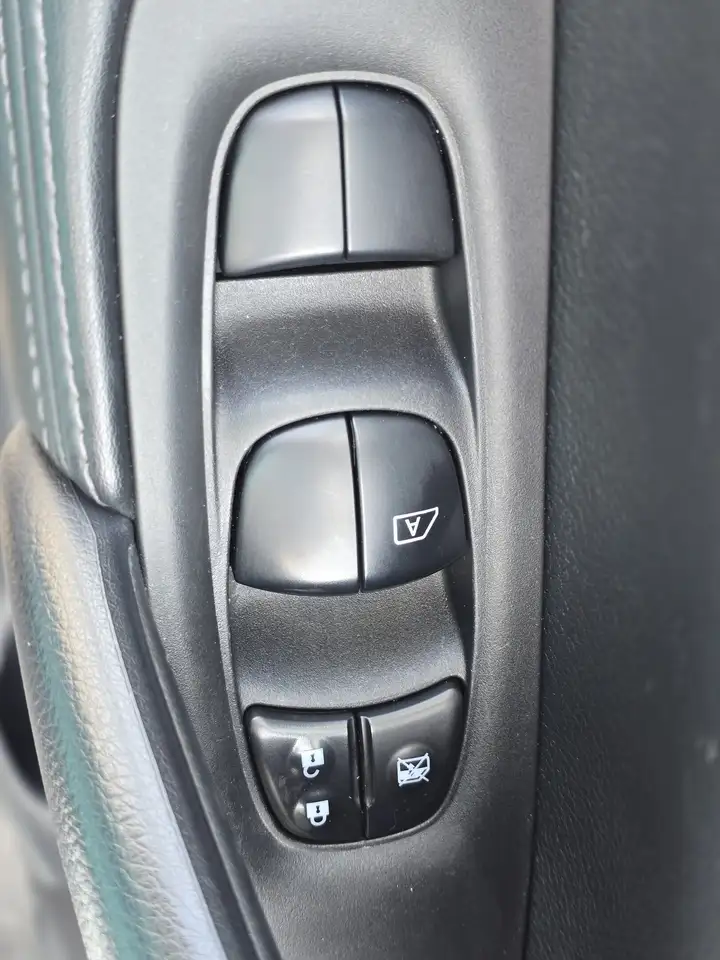 Nissan Qashqai снимка Nissan Qashqai