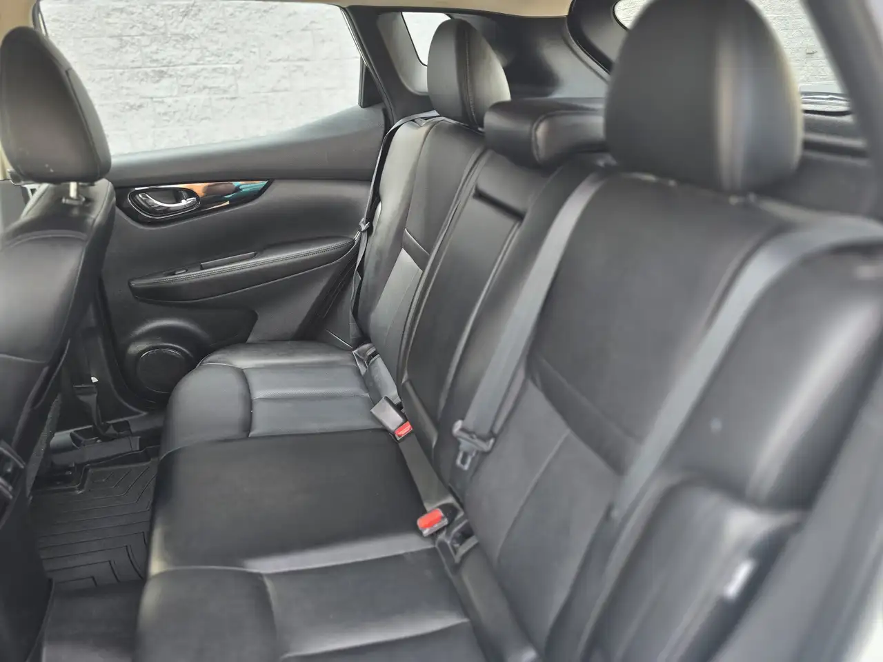 Nissan Qashqai снимка Nissan Qashqai