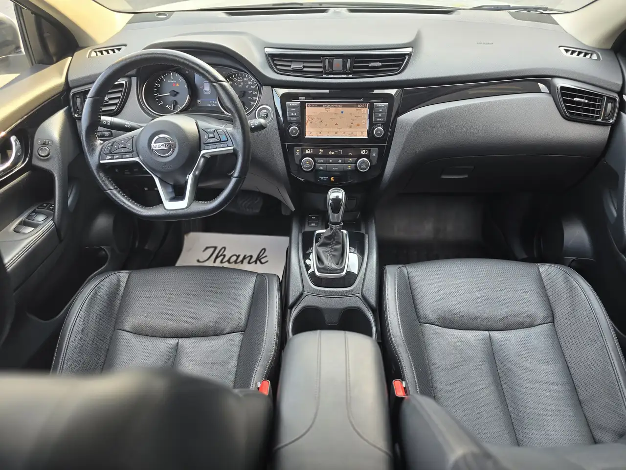 Nissan Qashqai снимка Nissan Qashqai
