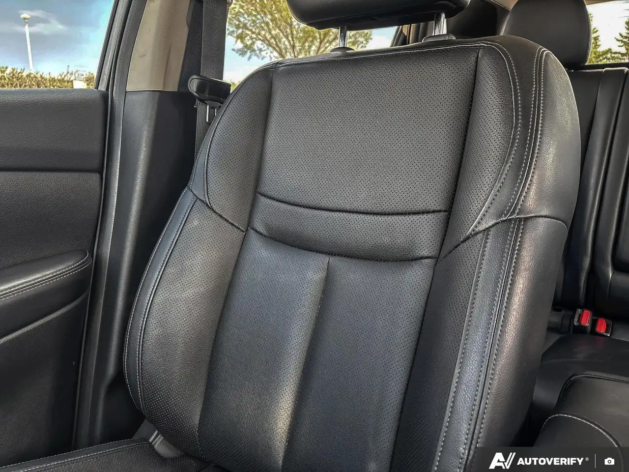 Nissan Qashqai снимка Nissan Qashqai
