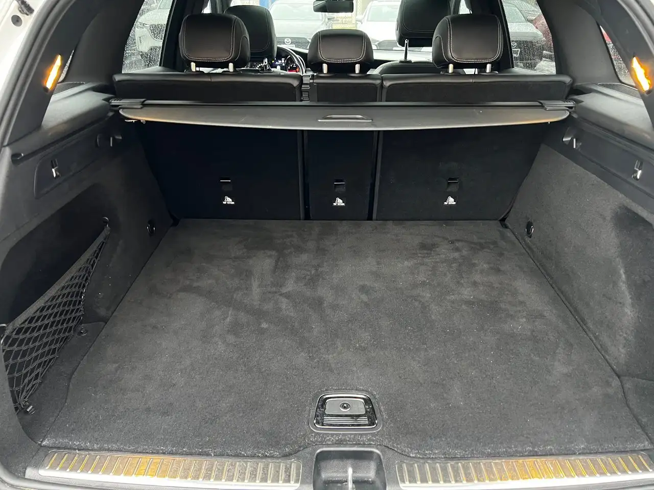 Mercedes-Benz GLC снимка Mercedes-Benz GLC