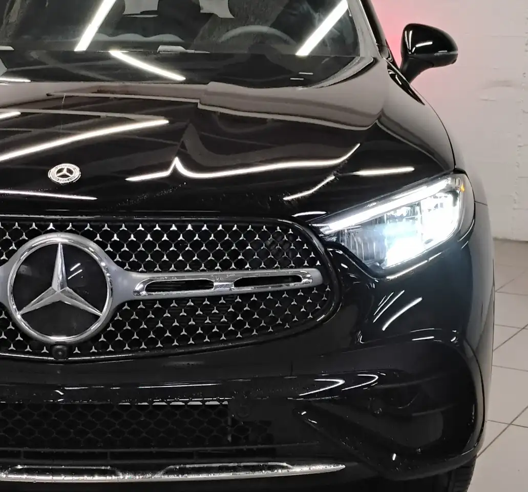 Mercedes-Benz GLC снимка Mercedes-Benz GLC