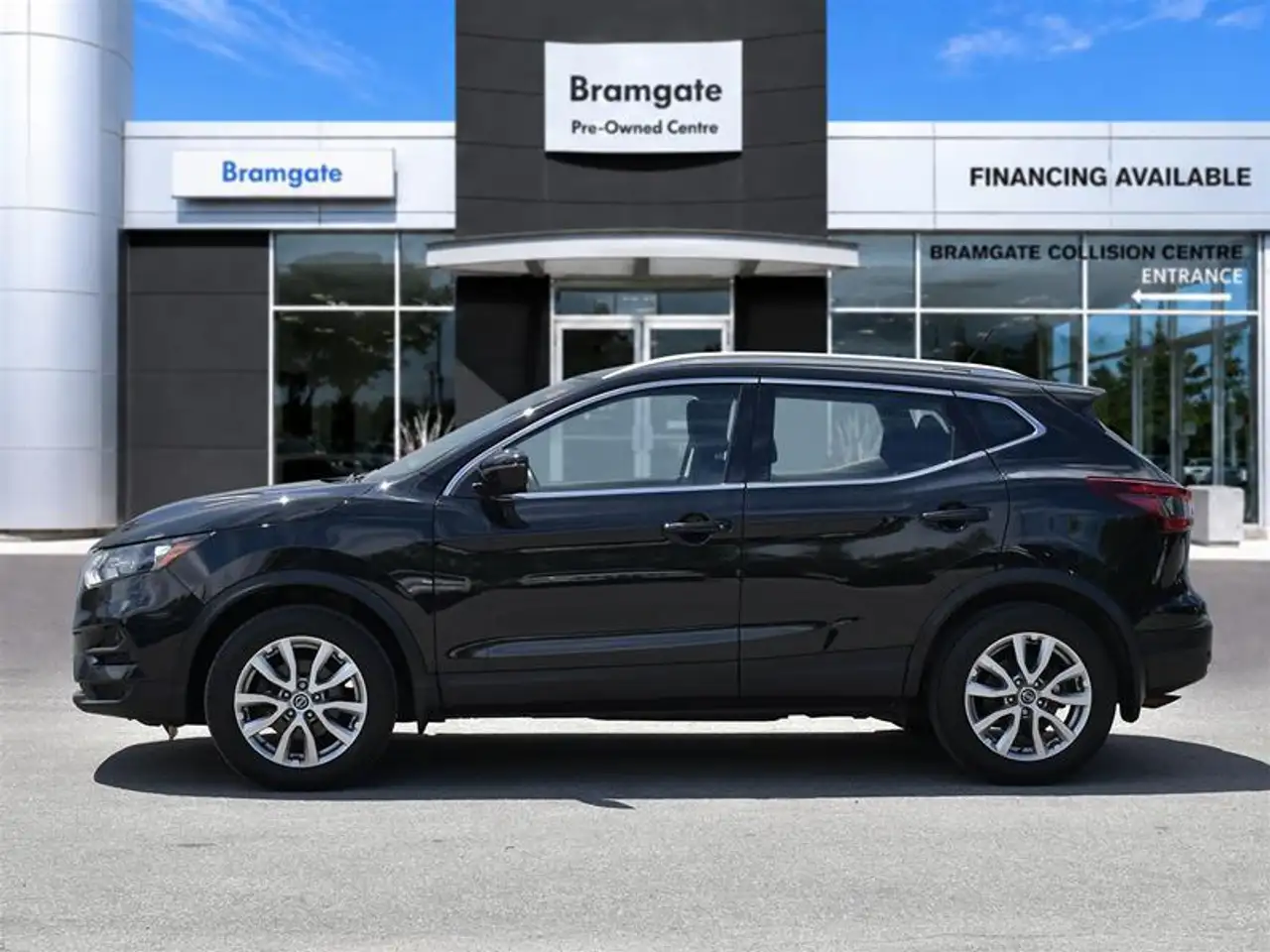 Nissan Qashqai снимка Nissan Qashqai