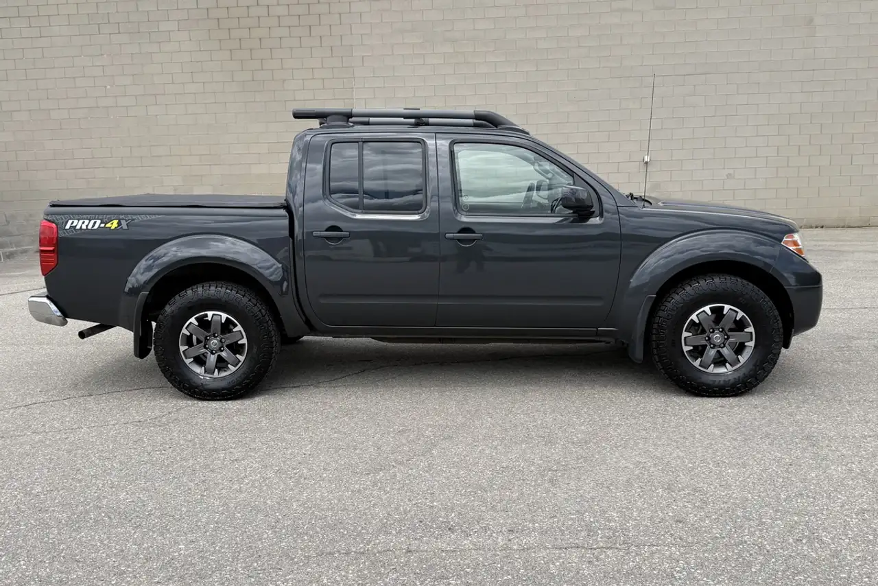 Nissan Frontier снимка Nissan Frontier
