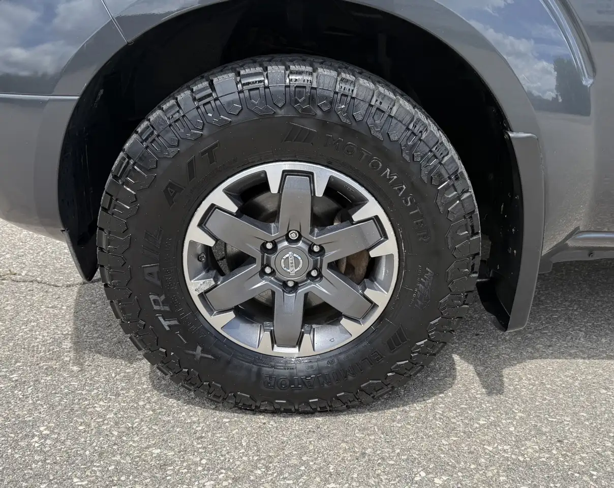 Nissan Frontier снимка Nissan Frontier