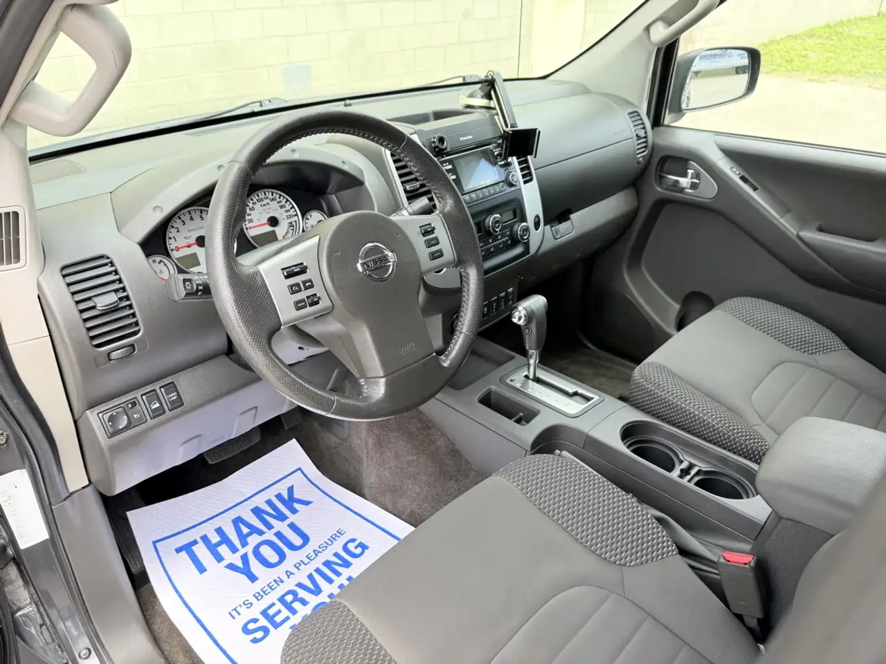 Nissan Frontier снимка Nissan Frontier