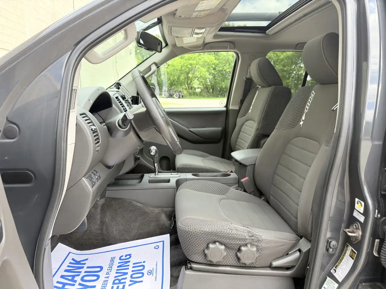 Nissan Frontier снимка Nissan Frontier