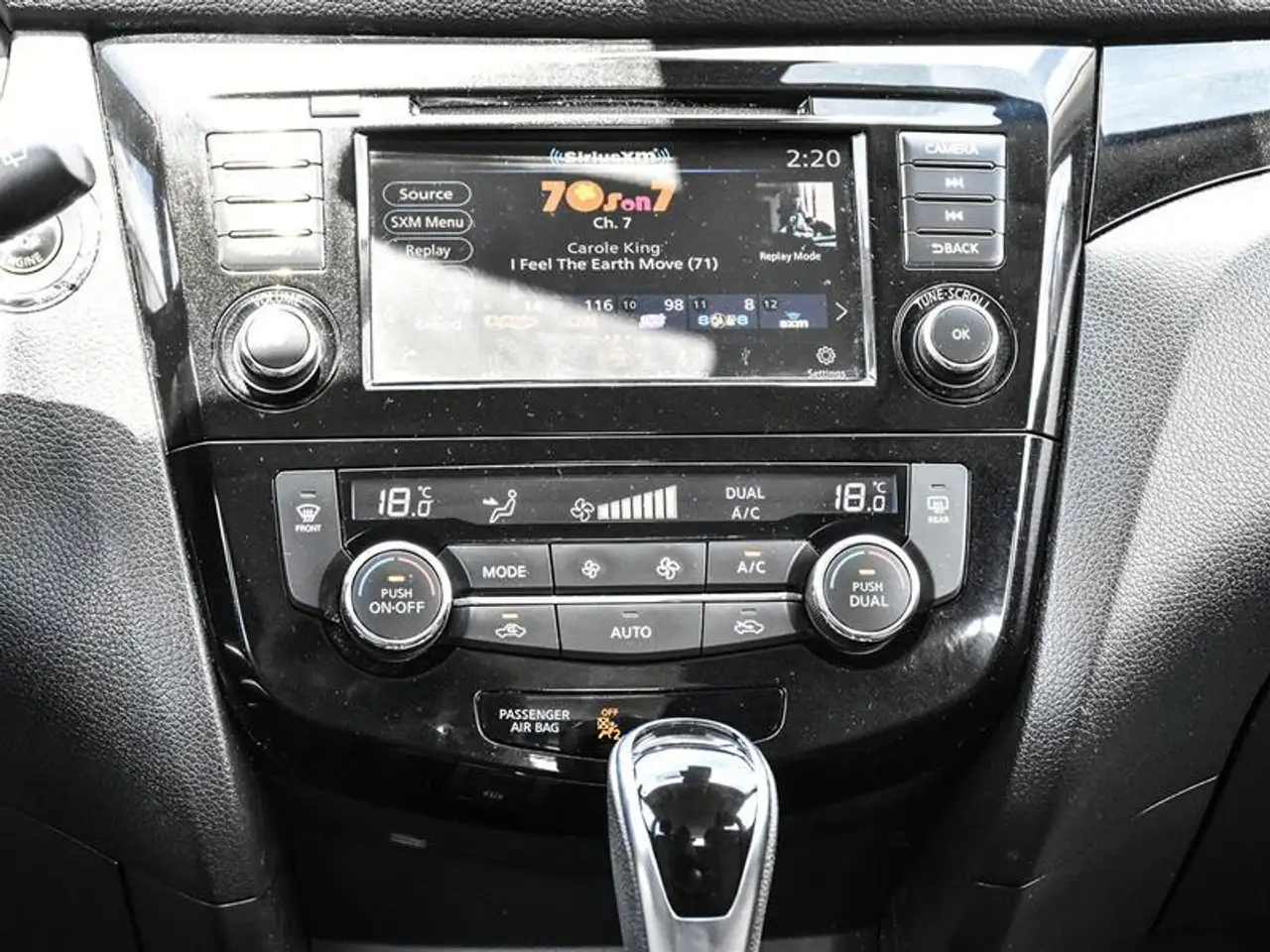 Nissan Qashqai снимка Nissan Qashqai
