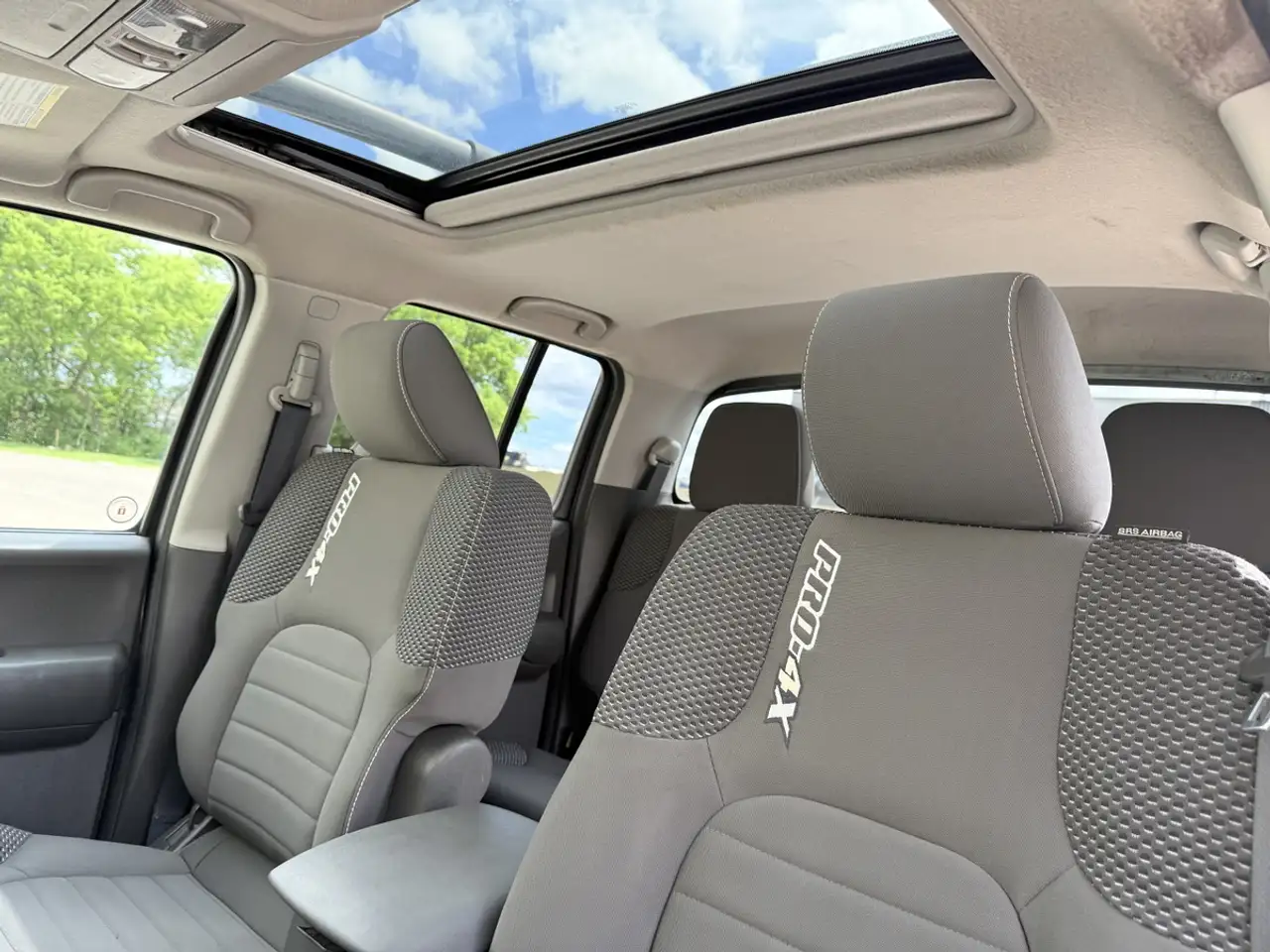 Nissan Frontier снимка Nissan Frontier