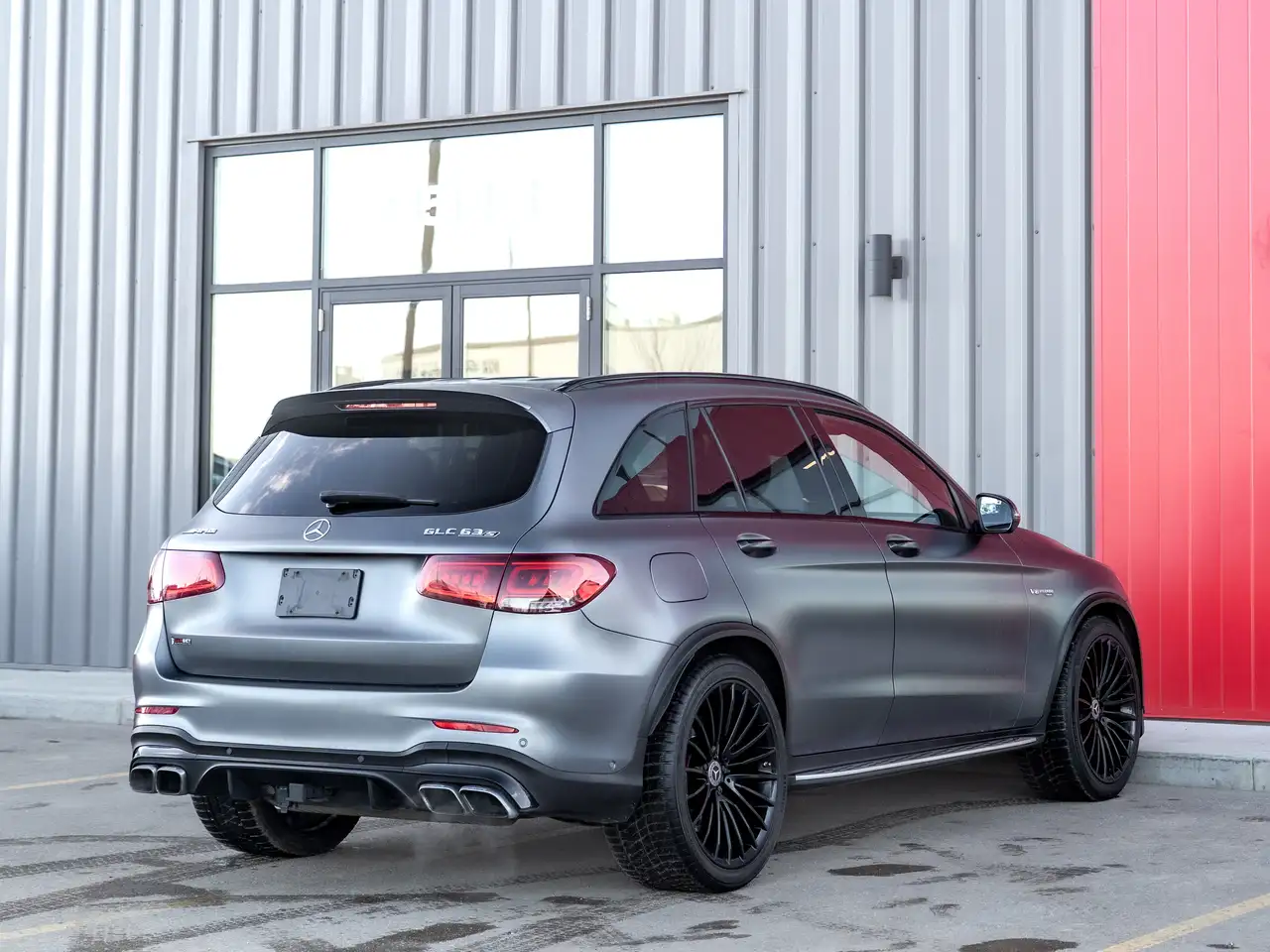 Mercedes-Benz GLC снимка Mercedes-Benz GLC