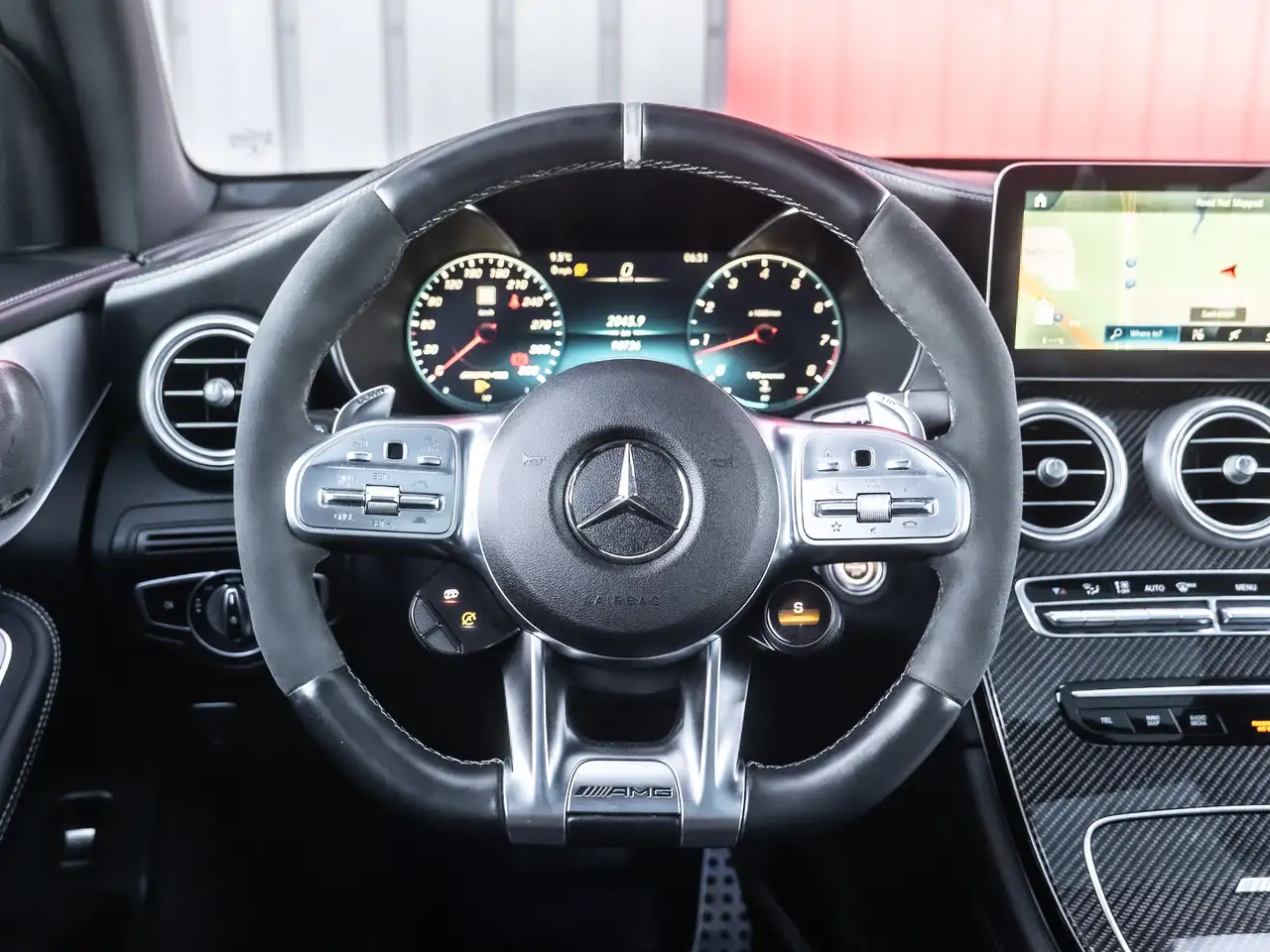 Mercedes-Benz GLC снимка Mercedes-Benz GLC