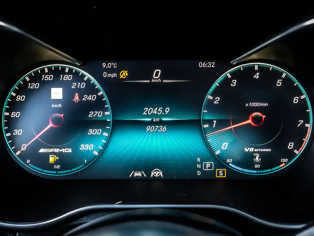 Mercedes-Benz GLC снимка Mercedes-Benz GLC