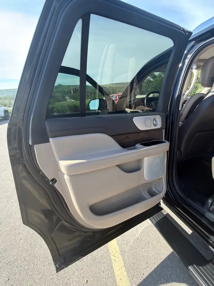 Lincoln Navigator снимка Lincoln Navigator