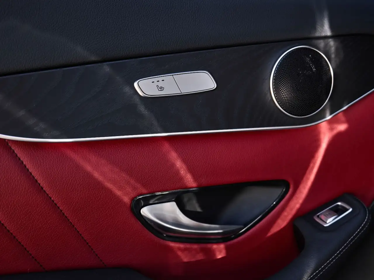 Mercedes-Benz GLC photo Mercedes-Benz GLC