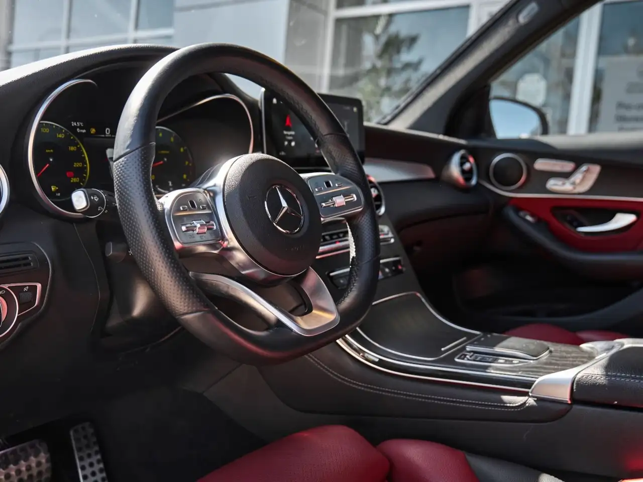 Mercedes-Benz GLC photo Mercedes-Benz GLC