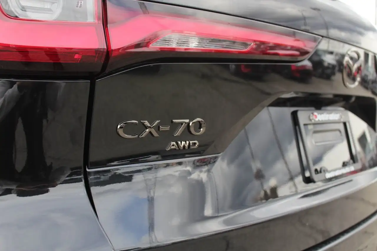 Mazda CX-70 PHEV снимка Mazda CX-70 PHEV
