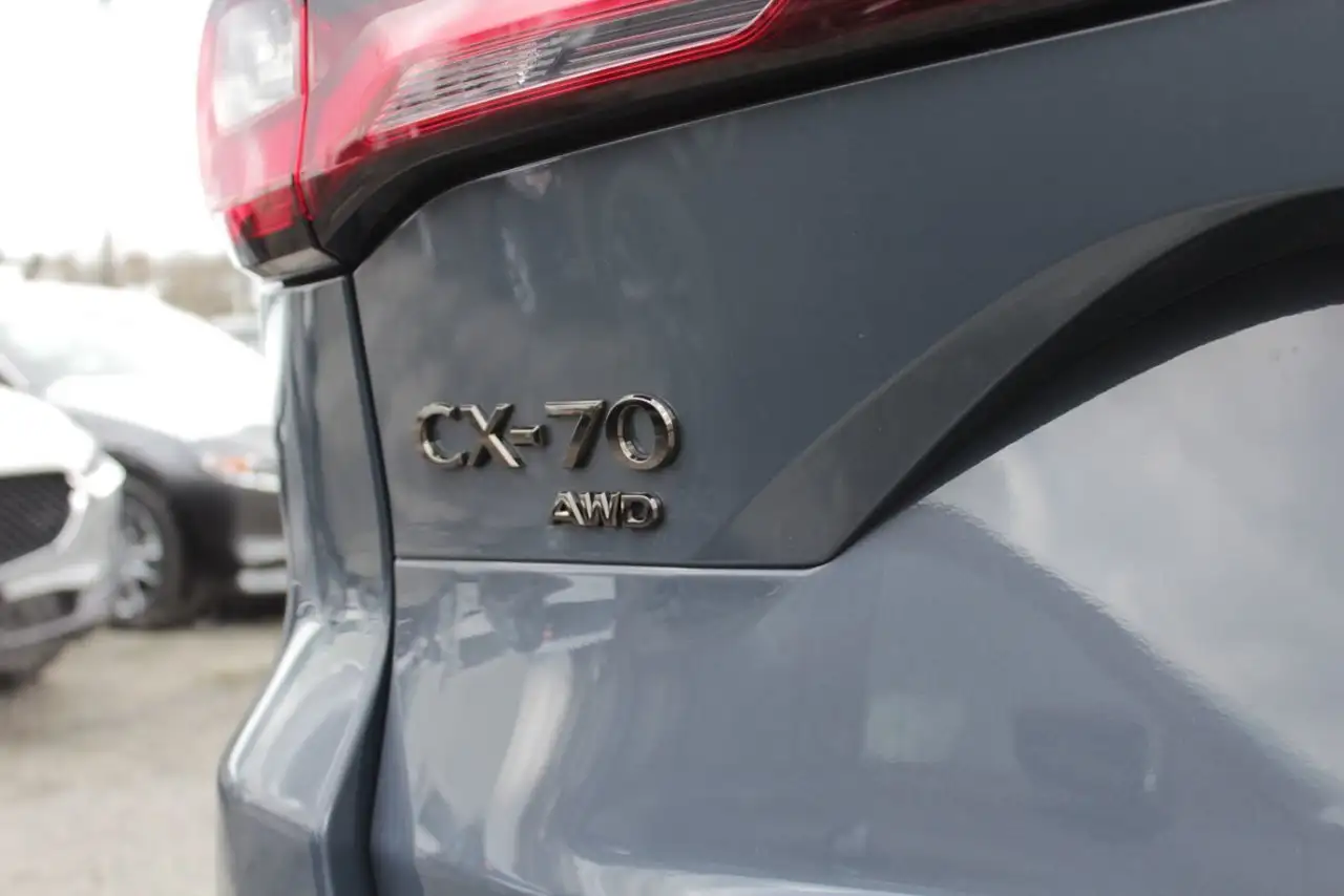 Mazda CX-70 PHEV photo Mazda CX-70 PHEV