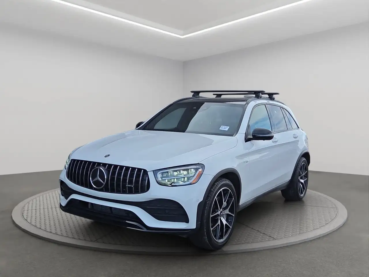 Mercedes-Benz GLC снимка Mercedes-Benz GLC