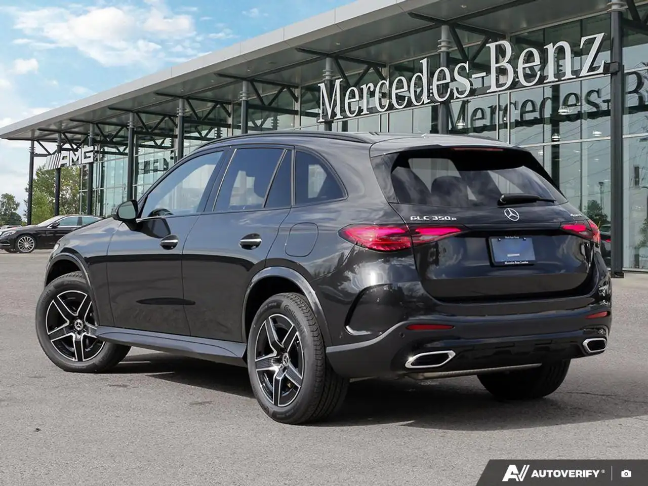 Mercedes-Benz GLC снимка Mercedes-Benz GLC