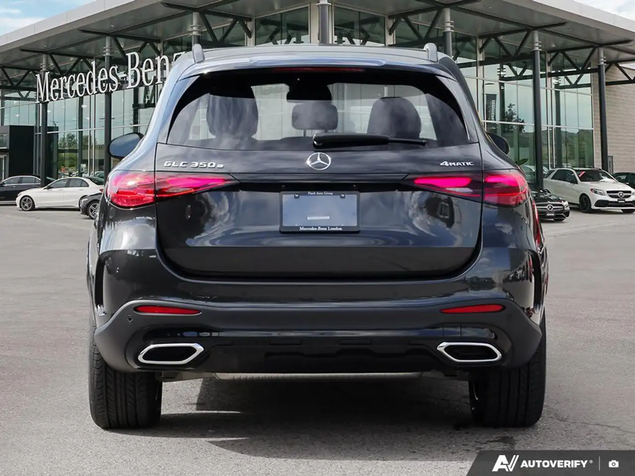 Mercedes-Benz GLC снимка Mercedes-Benz GLC