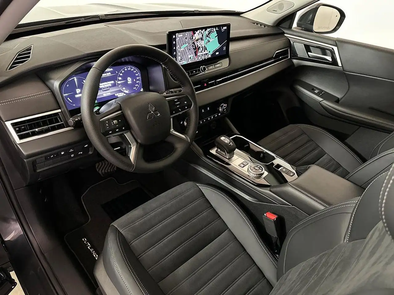 Mitsubishi Outlander fotografie Mitsubishi Outlander